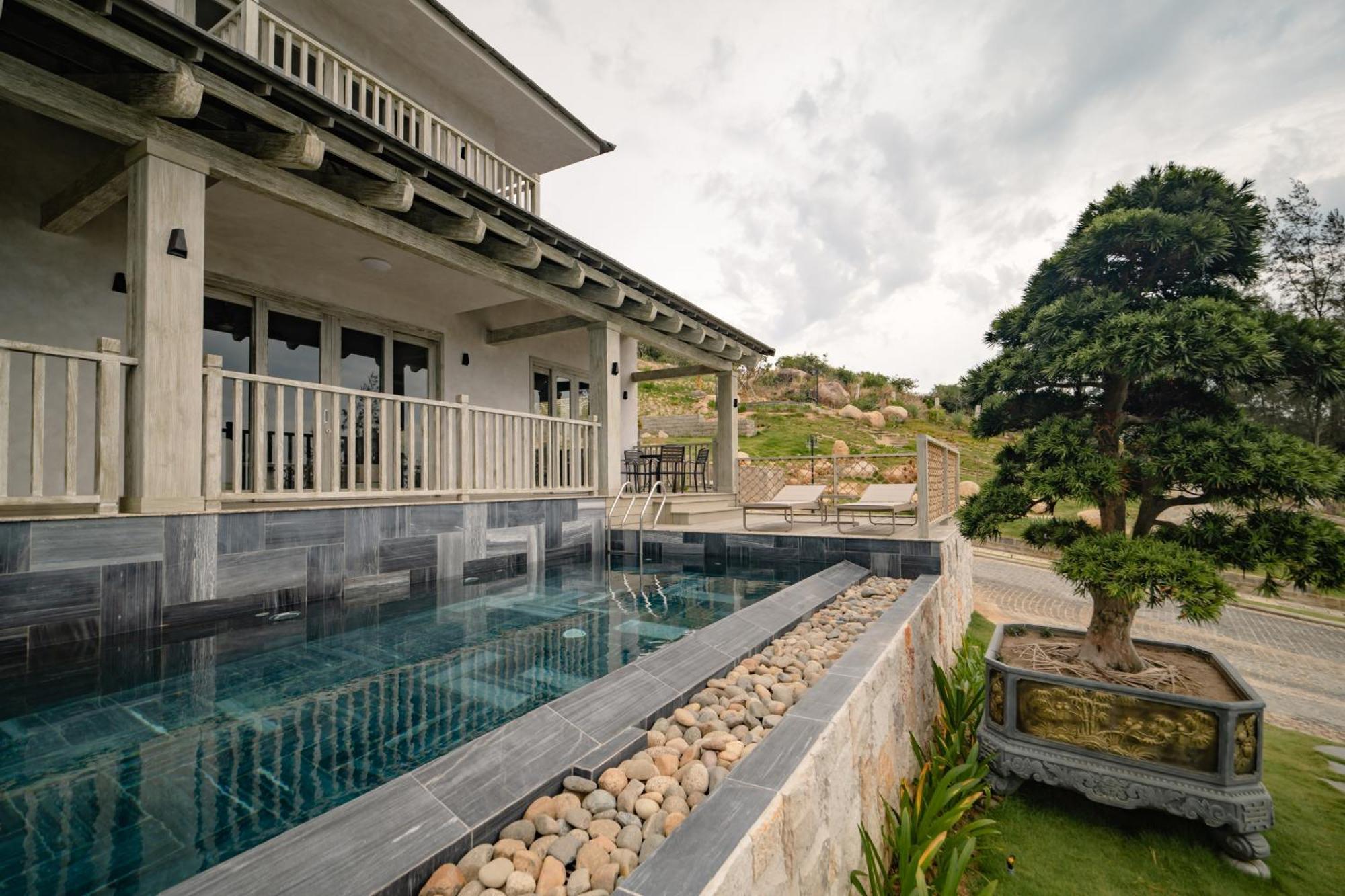 Crown Retreat Quy Nhon Resort Ruang foto