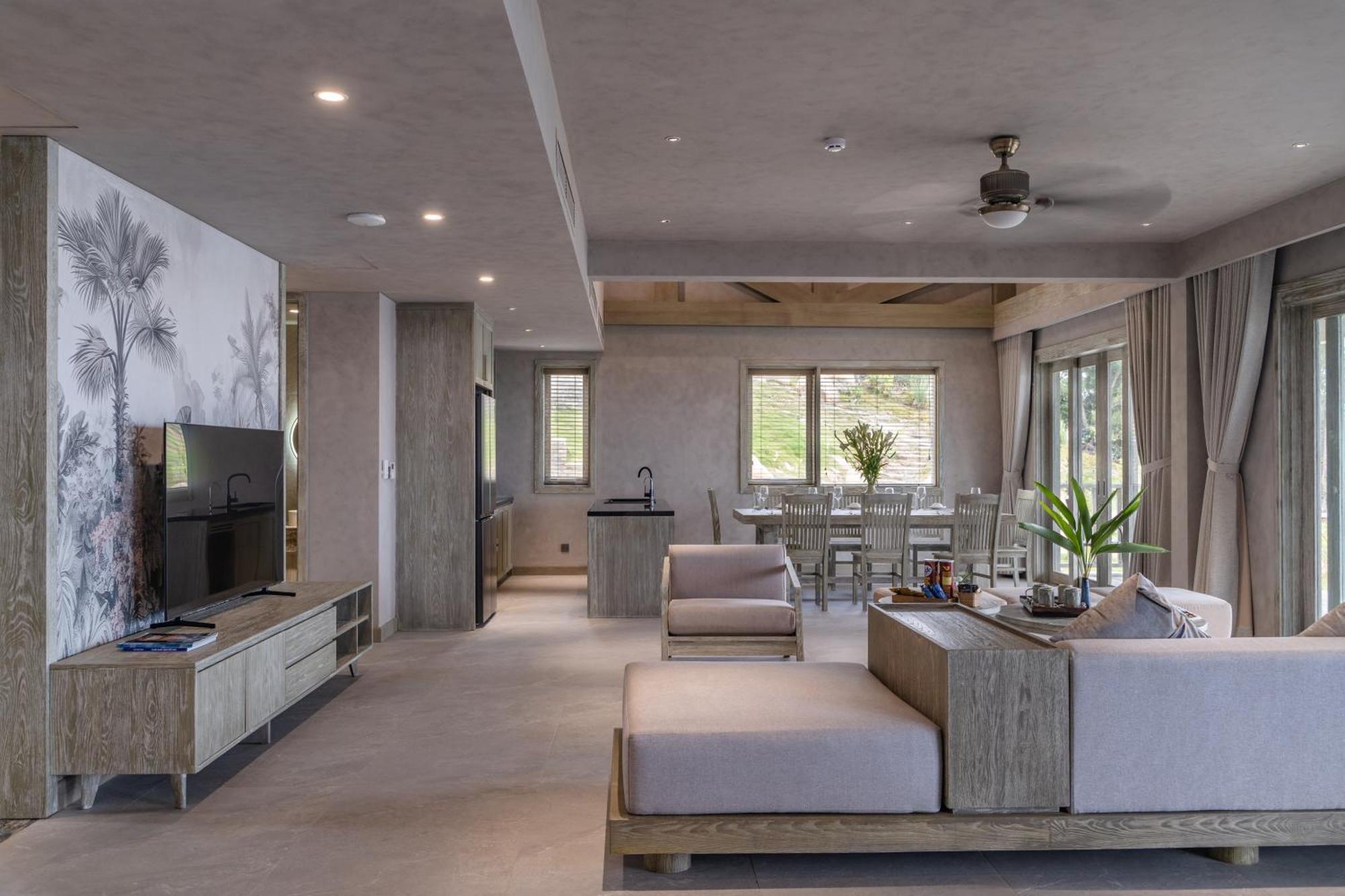 Crown Retreat Quy Nhon Resort Bagian luar foto